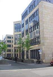 Die deutsche wertpapierservice bank ag (dwpbank) ist der marktführende dienstleister für wertpapierservices am finanzplatz deutschland. Deutsche Wertpapierservice Bank Wikipedia