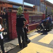 Tey shong hui, guru smk dato' ahmad arshad, batu anam yang akan bersara tanggal 31 mei 2014 sebagai warga pendidik. Photos At Smk Dato Ahmad Razali