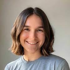 Alyssa Paquin's Instagram, Twitter & Facebook