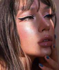 The White Eyeliner Makeup Trend Is A Must Try This Summer In 2020 No Eyeliner Makeup White Eyeliner Makeup Makeup Looks
