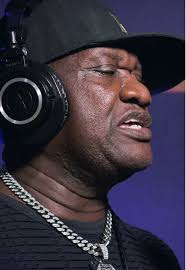 Reggie Freestyle Black and Mild with Dreads