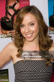 249 Natalie Lander Photos & High Res Pictures