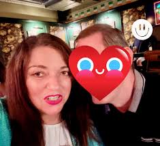 Date 3 is confirmed with this one for tonight. I'm a hard Phannie to pin  down 😂 Oooh what should I wear?