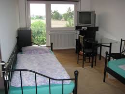 Jetzt passende angebote bei immonet finden! Unterkunft Reilingen Nahe Hockenheim Fremdenzimmer Monteurzimmer Gastezimmer In Reilingen Vermietung Zimmer Mobliert Unmobliert Kostenlose Kleinanzeigen Bei Quoka De
