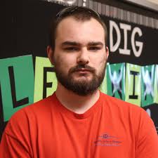 Katie Rengel, a fourth-grade teacher, and Adam Mundinger, a custodian, are  the @mosaic_stl Teacher and Classified Employee of the Year.  Congratulations! 💙 #msdr9