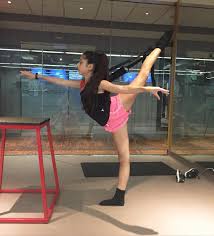 December 13, 2020by julia derek leave a comment. Julia Ruth Patella Flexistretcher Arabesque Julia Instagram Contortion