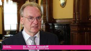 Burkhard jung, lord mayor of leipzig, dr. 70 Jahre Die Familienunternehmer Gluckwunsche Von Dr Reiner Haseloff Youtube