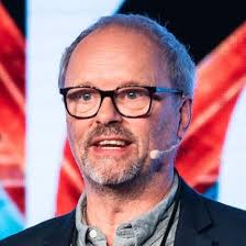 He was the first man to state in general that all matter expands when heated and that air is made up of particles separated from each other by relatively large distances. Robert Llewellyn Bobbyllew Twitter
