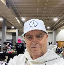 Shannon Goodrum's Instagram, Twitter & Facebook