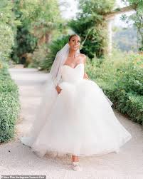 She is one of the successful hollywood personalities who works as an actress, producer, and writer. Czj0kuztdtkxym
