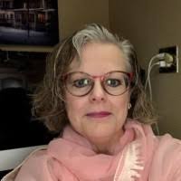 Sandra Gaffney's Instagram, Twitter & Facebook