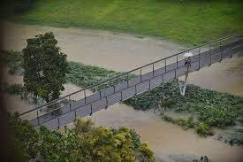 While heavier than usual rainfall is attributed to the increased flooding, construction is also a major factor causing these flash floods as mismanagement that's great news, surely. Temperature Dips Below 22 Deg C In Some Parts Of Island Flood Warning At 5 Places On New Year S Day Singapore News Top Stories The Straits Times