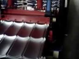 Saat ini banyak kontraktor bangunan menggunakan atap galvalum sebagai pengganti genteng, khusunya untuk pergudangan, pabrik, dan area komersial. Mesin Genteng Metal Rollforming Youtube