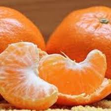 Tahun baru cina pasti disambut meriah dengan kehadiran sanak saudara serta sahabat handai yang datang mengunjung. Cara Betul Makan Limau Mandarin