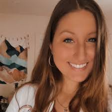 Julia Knox (@knox_julia)