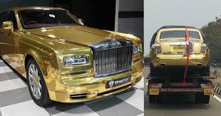 Chat is not ready yet. Gold Wrapped Rolls Royce Taxi And Resort Stay In Kerala For Rs 25000 Rolls Royce Taxi Kerala Whatshot Bangalore