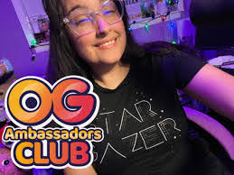 Justina Mills's Instagram, Twitter & Facebook