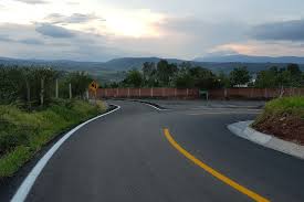 El tramo carretero permanecía cerrado desde hace tres días por reparación debido a la detección de un deslizamiento de la cinta asfáltica, lo cual. Proyecto De Carretera Presentado A Obrador Reduciria 40 Minutos De Viaje Entre Morelia Y Cdmx
