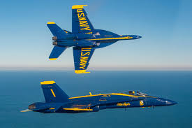 Change the fsx zoom setting in fsx to achieve the same effect? Us Navy Shares Photos Video From The Blue Angels Farewell Flight For Its Legacy Hornet Jets Digital Photography Review