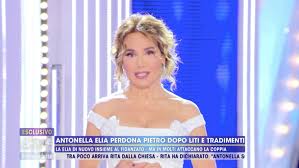 Domenica live verso la chiusura? La Domenica Di Mara Venier E Barbara D Urso A Confronto