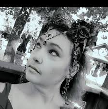 There isn't a day that goes by that i don't think about my beautiful  daughter. But when December roles around I find it almost debilitating the  amount of grief and sorrow it