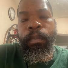 Burger King's "Real Cheeseburger" had no meat and 20 slices of cheese: The  “real cheeseburger,” a bun stuffed with 20 slices of American cheese and no  meat, launched in Thailand. It quickly