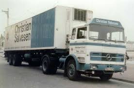 Pin By De On Mercedes Lp Serie Mercedes Benz Trucks Vintage Trucks Mercedes Truck