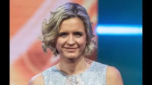 See what laura ludwig (ludwiglaura86) has discovered on pinterest, the world's biggest collection of ideas. Beachvolleyball Star Laura Ludwig In Der Babypause Bei Pampers Werbung Muss Ich Schon Heulen Youtube