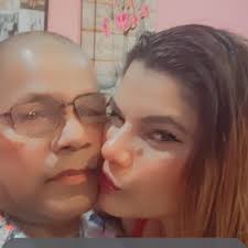 Condolences to entire family may her soul rest in peace😭💔🌹🌹🌹🙏🙏 gone  too soon R.I.P Cindy