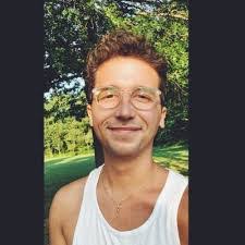 Scarlett Murray's Instagram, Twitter & Facebook