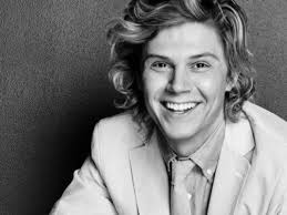 Você Realmente Conhece O Evan Peters?