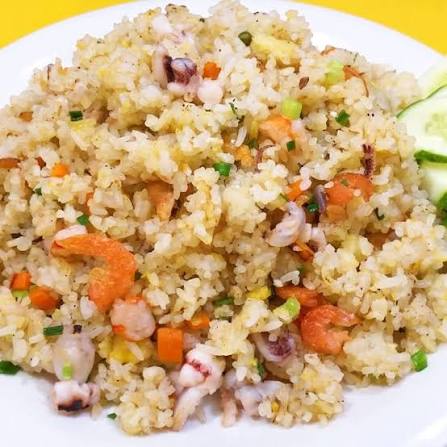 4 cách làm cơm chiên hải sản ngon miệng đơn giản hấp dẫn cho bữa sáng