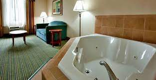 Holiday Inn Spa Tub Suite Richmond Va Hot Tub Room Spa Tub Jetted Bath Tubs