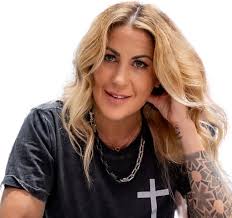 Katrina Ruth's Instagram, Twitter & Facebook