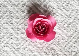 This paper rose tutorial is so easy and it's for a beginner with the free templates. Mini Paper Rose Living And Crafting