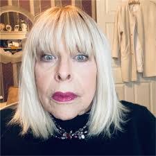 Sondra Wall's Instagram, Twitter & Facebook