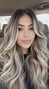 Vee Lopez (vianeyl4)