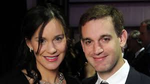 Young Houston couple giving away $4 billion to big ideas