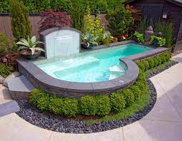 From plunge pools and small fiberglass pools to tiny concrete pools and swimspas, there's a material and design to fit your budget, family and space. 33 Small Swimming Pools With Big Style