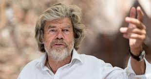 Und staatssekretär magnus brunner waren ebenfalls aus wien angereist. Reinhold Messner Und Noch Ehefrau Sabine Leiten Sc Diane Schumacher Shotoe