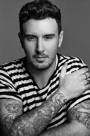 Víctor Blanco viste a las estrellas y ahora te viste a ti