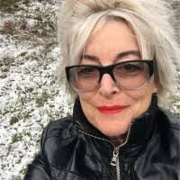 Deborah Stubbs's Instagram, Twitter & Facebook