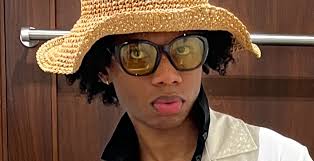 CONSIDER YOURSELF A SHOPPER #07