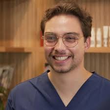 When Daunte Tamaki left St John's College in 2019 he had a vision; to  serve, walk alongside and influence people to better their health. He began  this journey by embarking