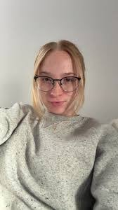 Autumn Winters's Instagram, Twitter & Facebook