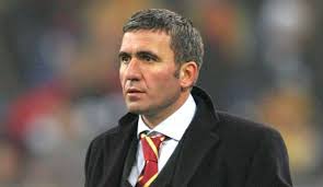 Hagi, süper lig tarihinin tartışmasız en başarılı yabancı futbolcusudur. Gheorghe Hagi Verlasst Galatasaray