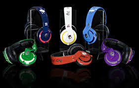 Skullcandy Headphones Music Stereo Radio Speaker Speakers 1scandy Skull Poster Wallpaper 3504x2242 703258 Wallpaperup Quality wallpaper with a preview on: skullcandy headphones music stereo