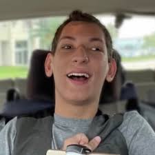 Paula Hepp (@paulaww1)