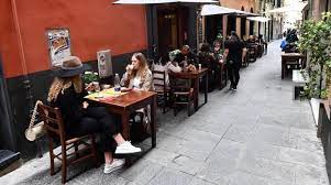 Coprifuoco posticipato alle 23 o alle 24, riapertura delle attività ed allentamento delle misure di contenimento. Coprifuoco Draghi Alle 23 Da Domani 24 Dal 7 Giugno E Abolito Dal 21 Cronaca Quotidiano Net