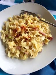 Krautfleckerl Mit Speck Krautfleckerl Rezept Rezepte Hausmannskost Rezepte